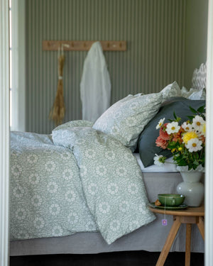 Folkness-täcke | Nyponros Green